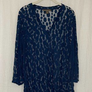 Tommy Bahama Women's Navy Open Weave V-neck Top, Size XL